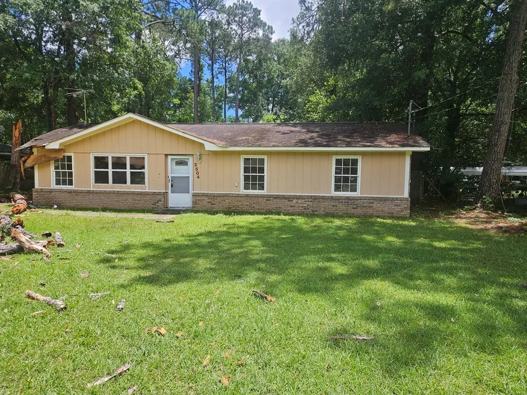 2504 E Linda Ln