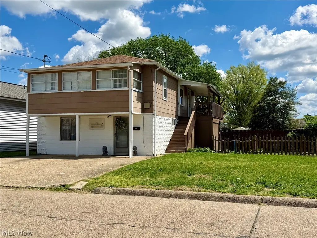 3504 Hemlock Ave