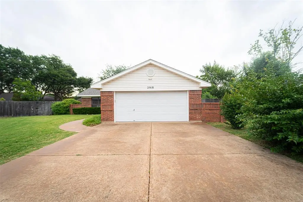 2918 Oak Ridge Ct