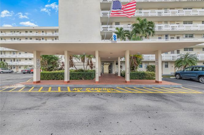 3020 Marcos Dr Unit S109