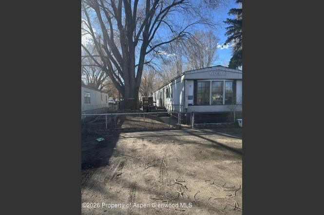 430 E 4th St #17