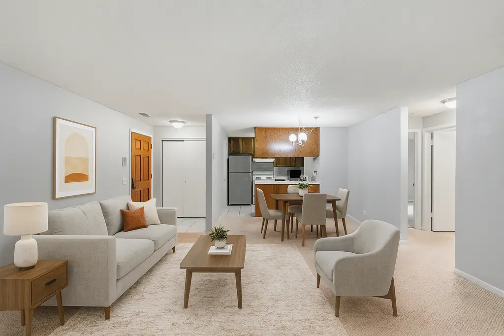 742 County Road F W Unit B