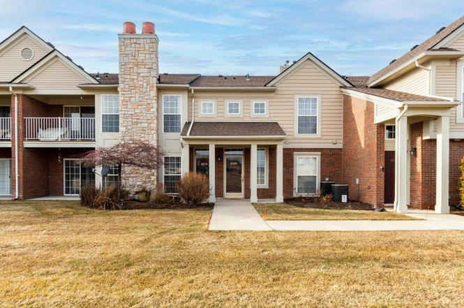52196 Naugatuck Dr