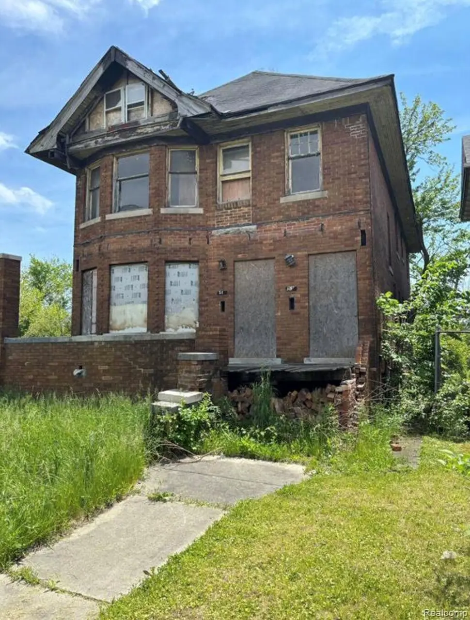 51/53 Ford St
