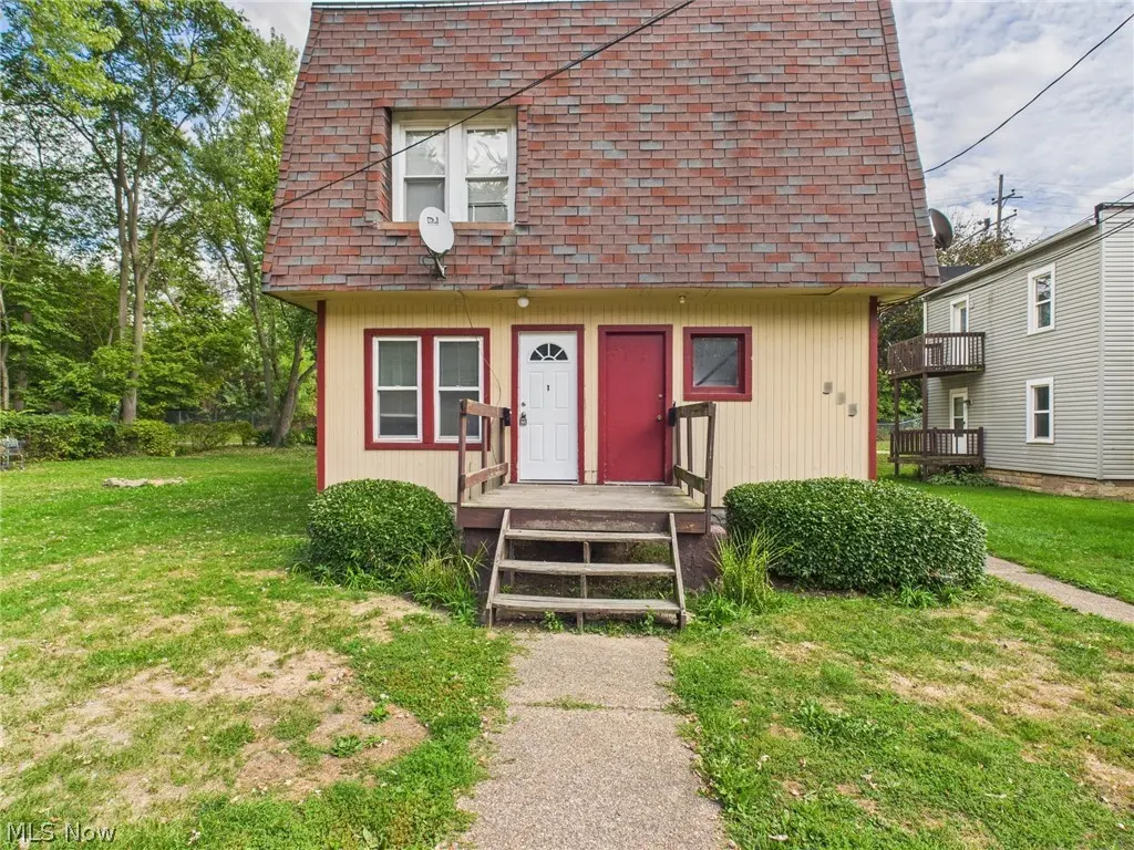 535 Gage St