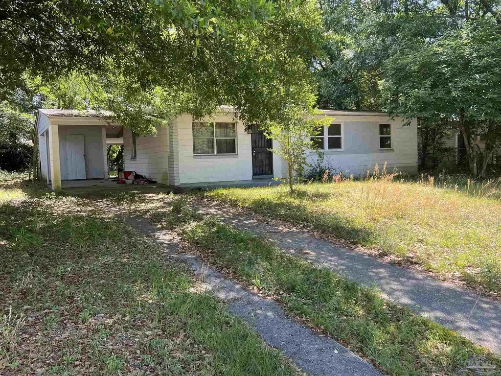 10 Pleasant Ave