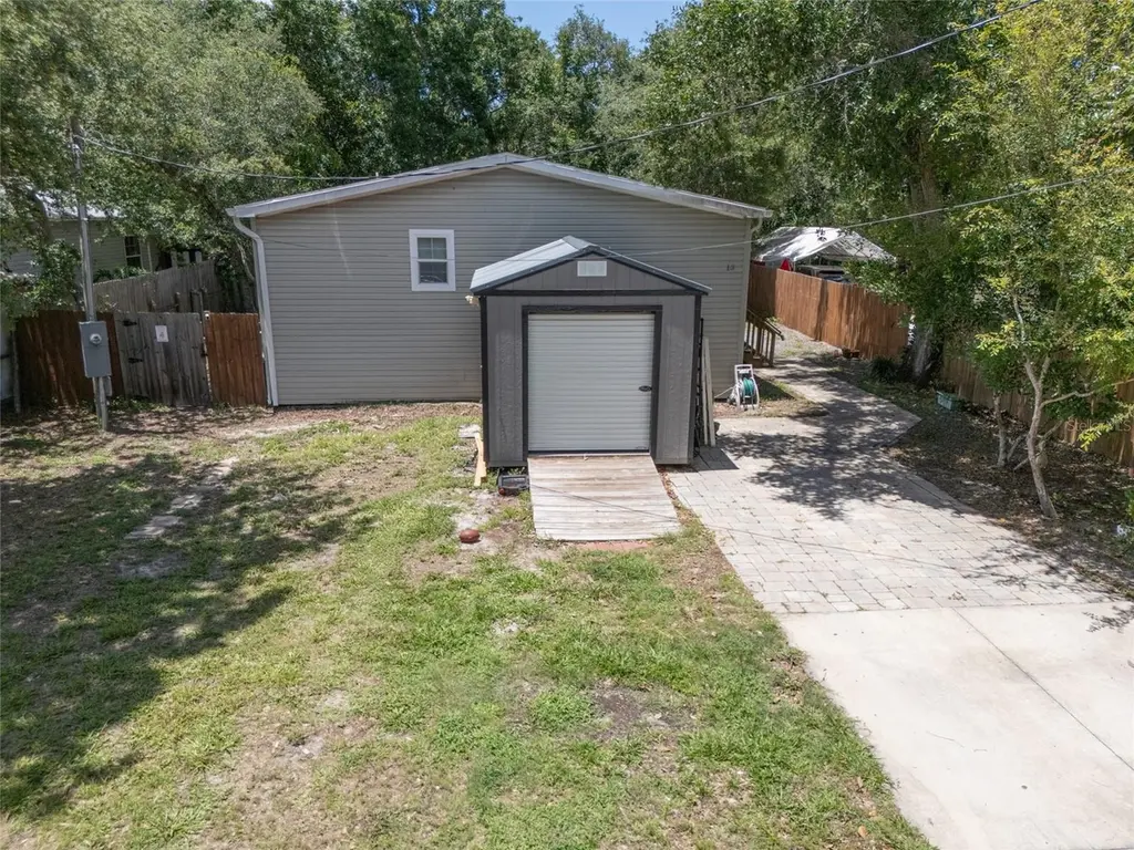13 Magnolia Rd
