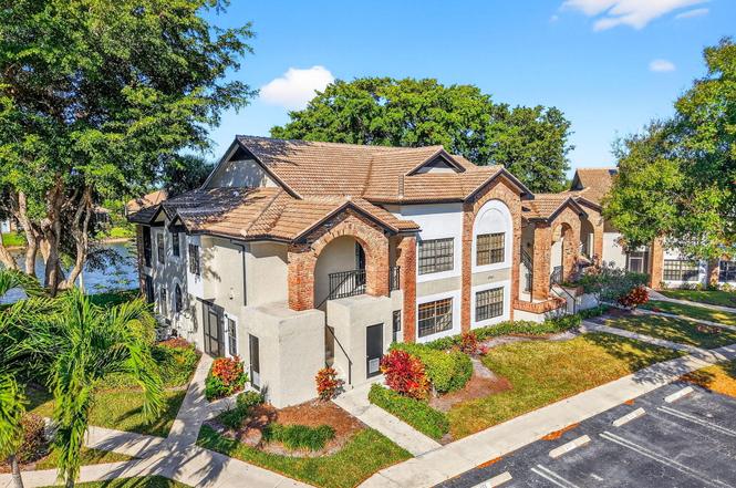 8065 Aberdeen Dr #101