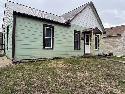 424 Main St