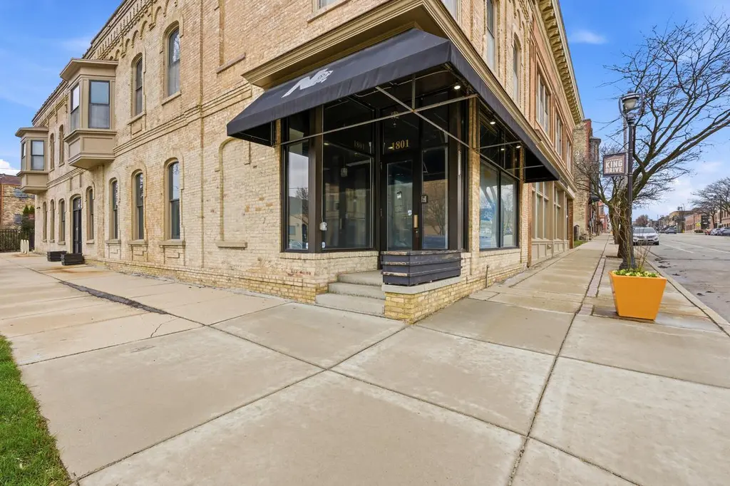 314 W Vine St #6