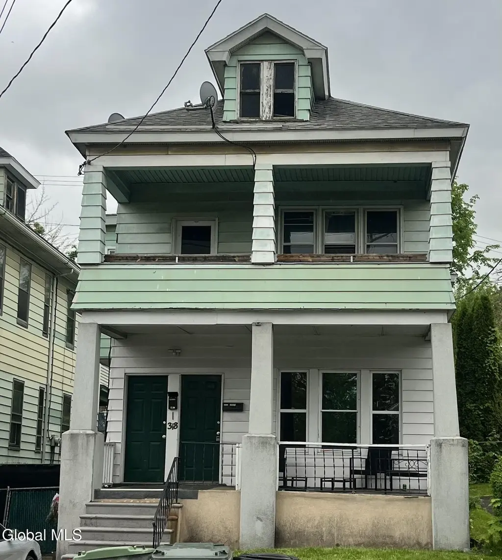 318 Saratoga St