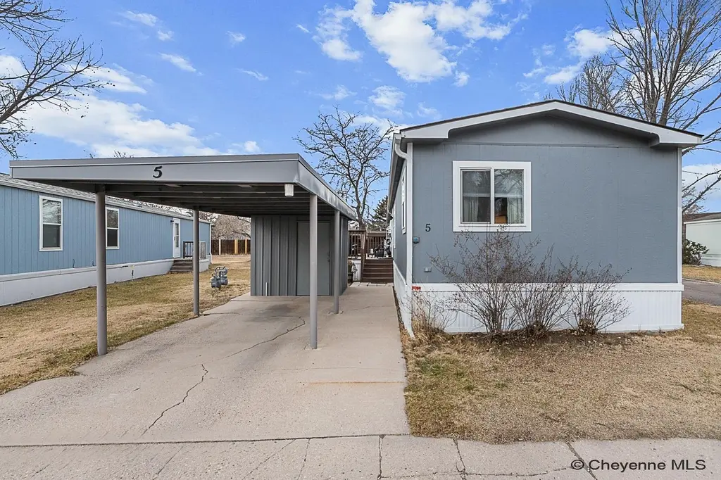 609 E Prosser Rd #5