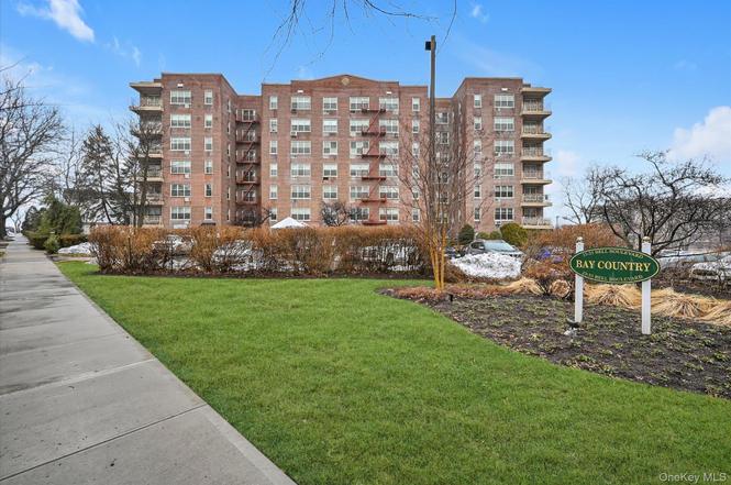 23-25 Bell Blvd Unit 6J