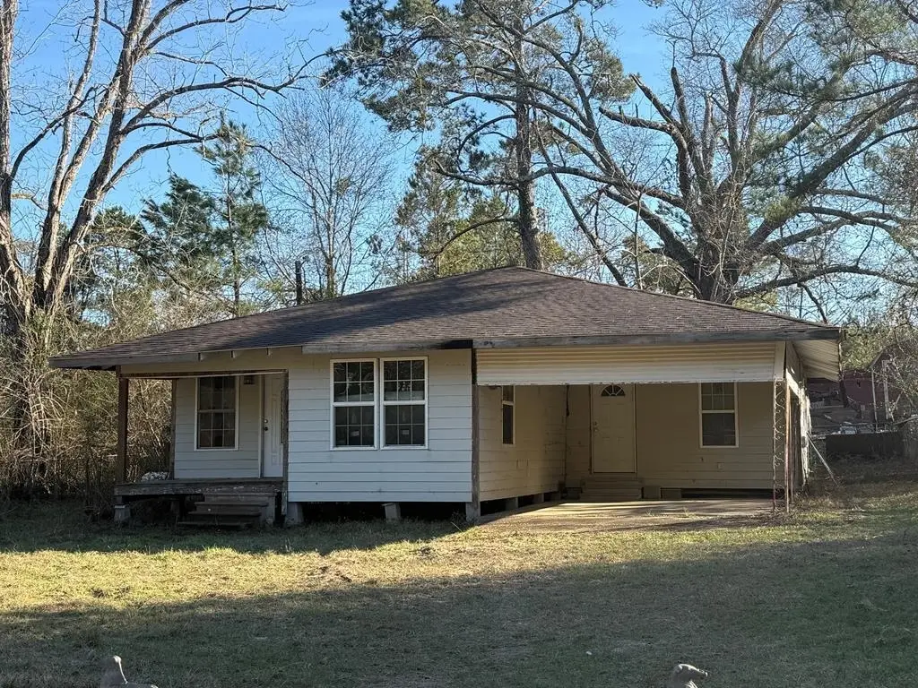 11823 Hwy 63 W