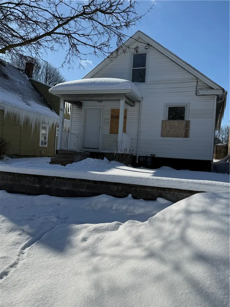 195 5th St