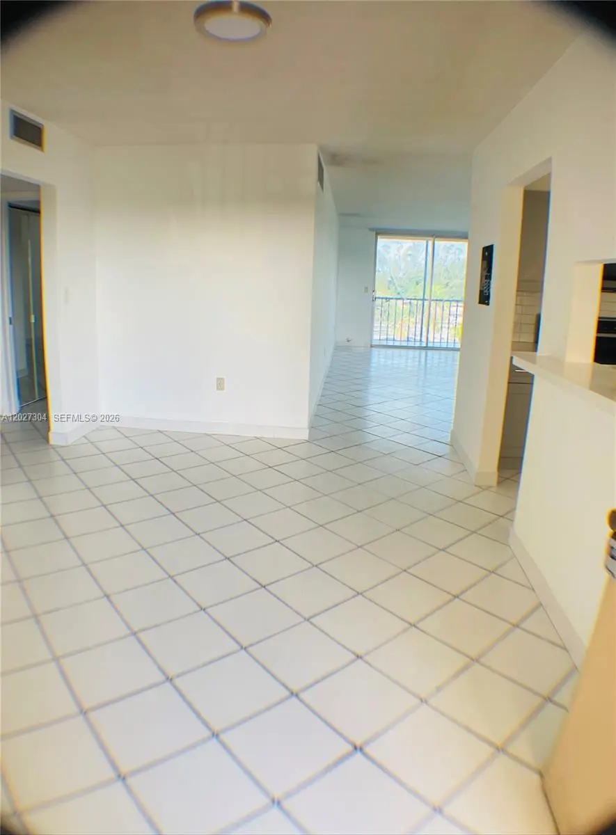 12590 NE 16th Ave #610