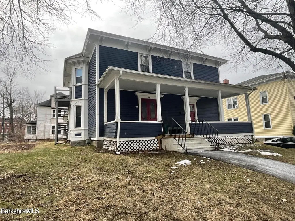 29 Linden St