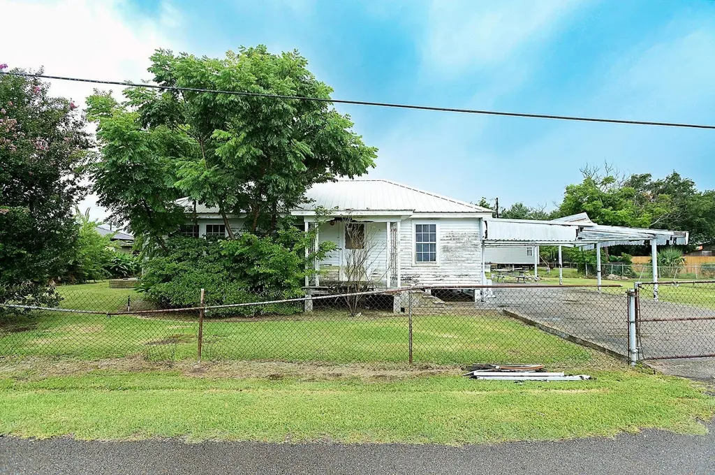 145 Doucet Dr