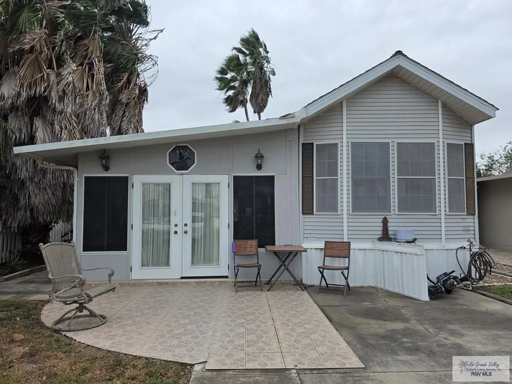 202 Mississippi River Blvd