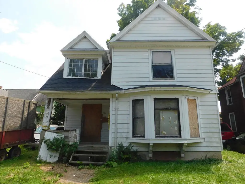 264 Brand St