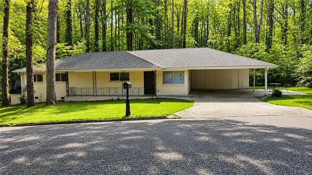 3226 Cloverhurst Dr