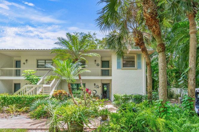22 Westgate Ln Unit 22h