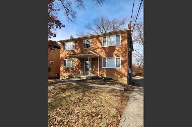 3194 Harry Lee Ln