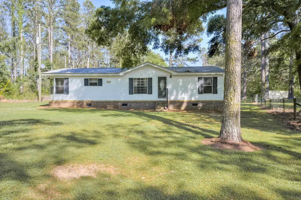 2588 Remsen Rd