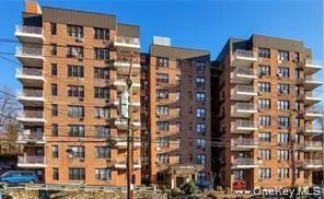 678 Warburton Unit 3B