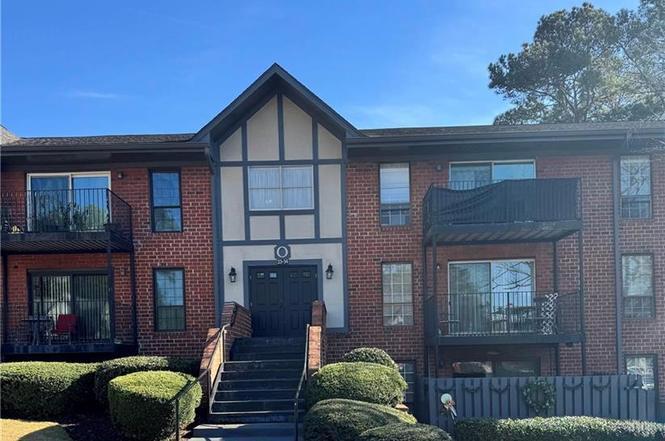 6851 Roswell Rd Unit O24