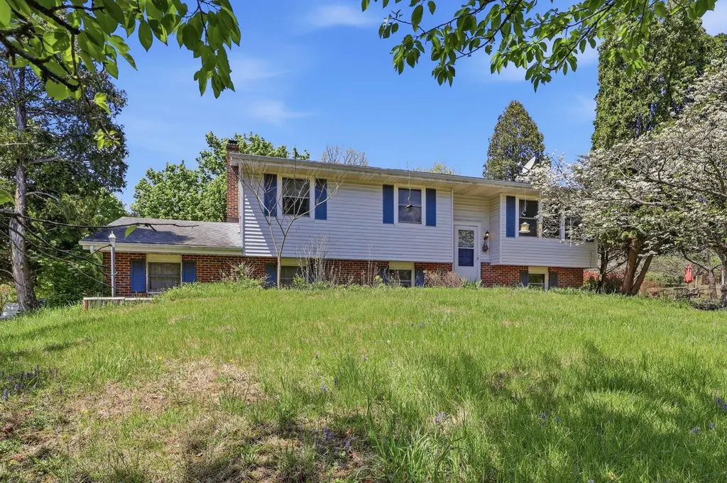 34 Hollow Horn Rd