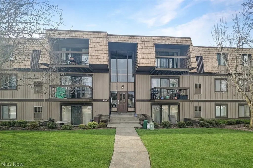 9640 Cove Dr Unit A-36