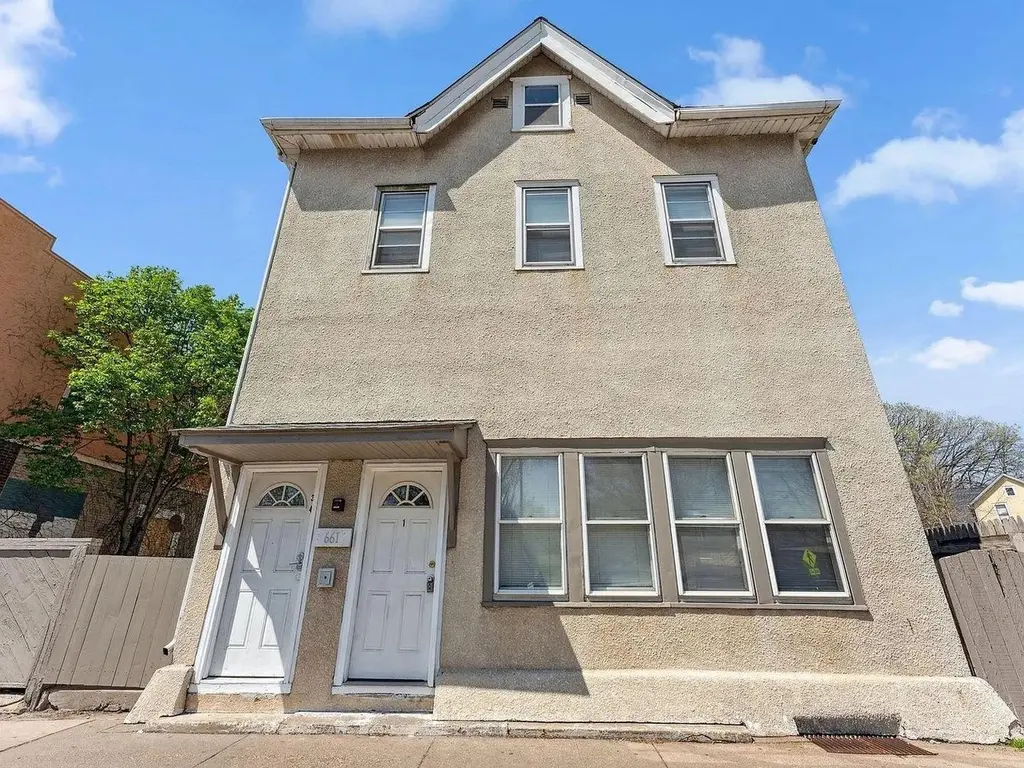 661 Payne Ave