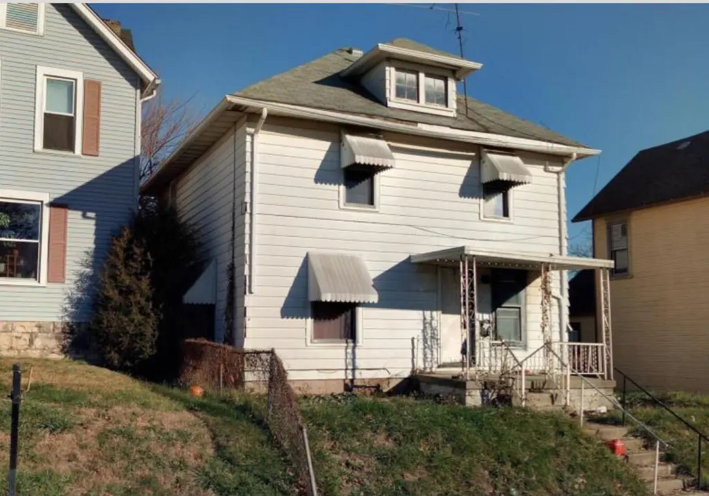 1606 Highland Ave