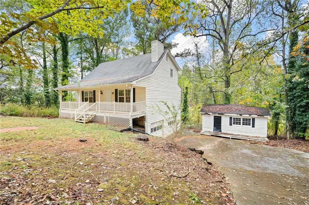 1978 Winding Creek Ln SW