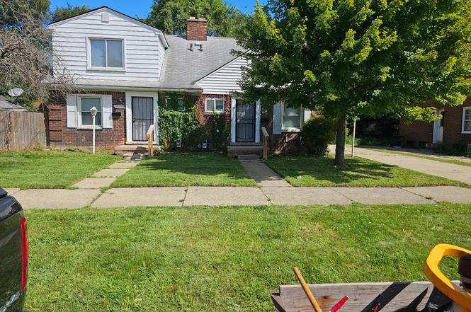 19623 Moross Rd
