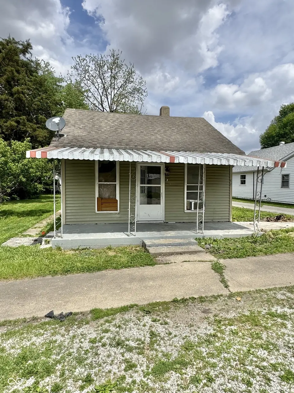 304 E Franklin St