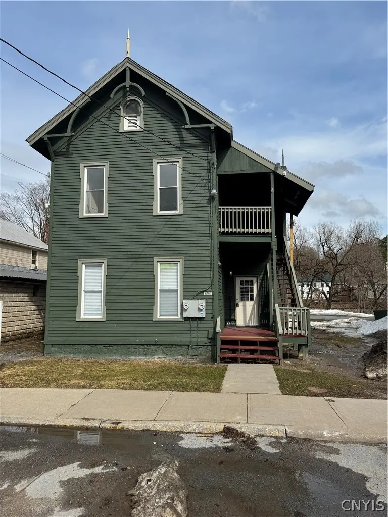 9626 Main St
