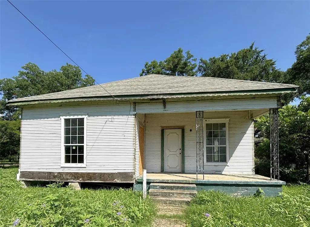 1000 & 1002 E Calhoun Ave