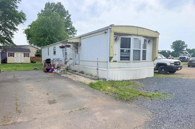 181 Cookstown New Egypt Rd Unit C39