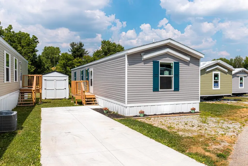1496 W Fourth Street Lot 35 St