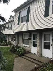 119 Floral Ave