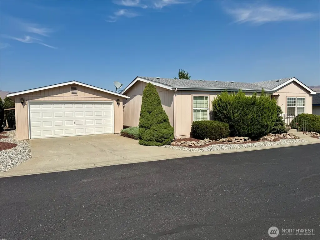 1628 Pleasant Ave