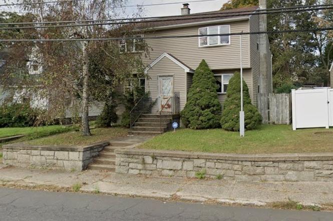 924 Highland Ave