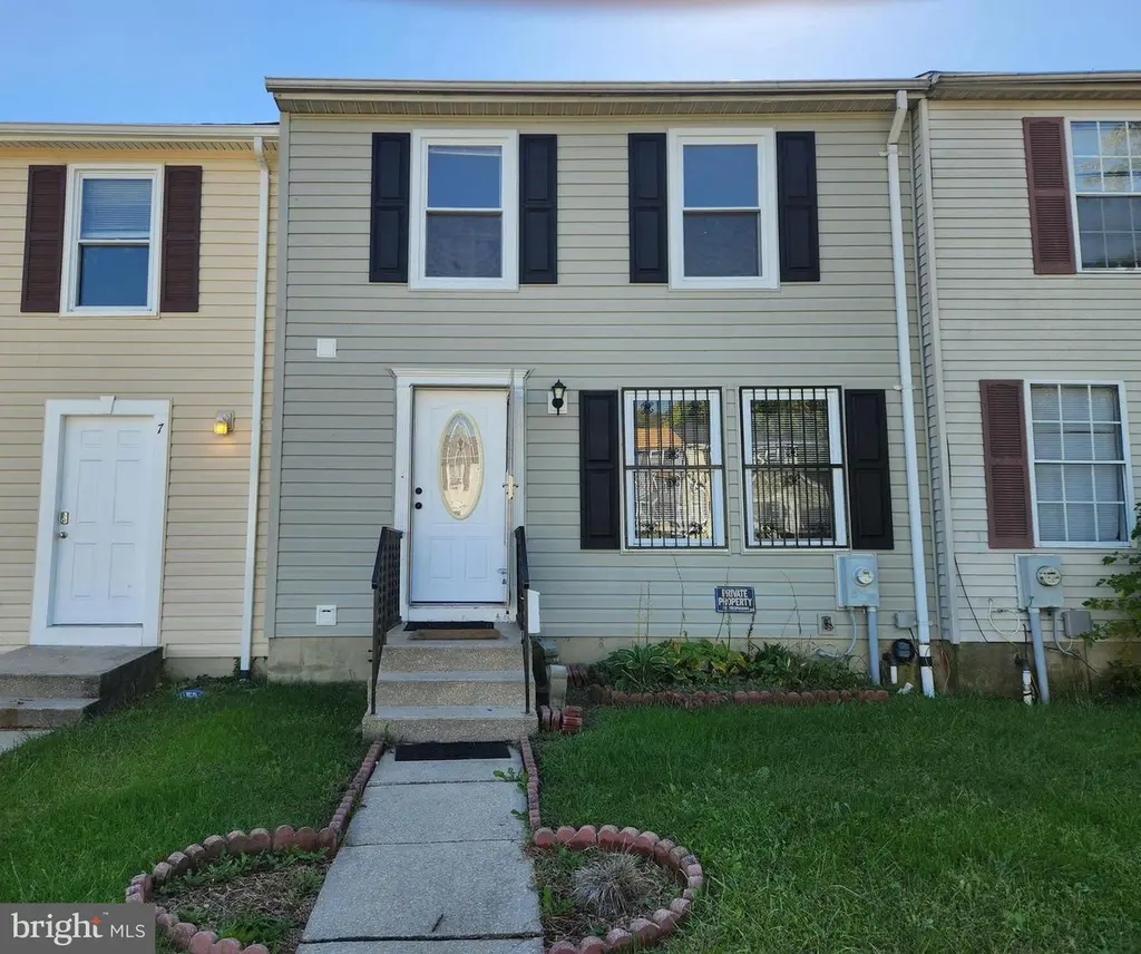 9 Van Ct
