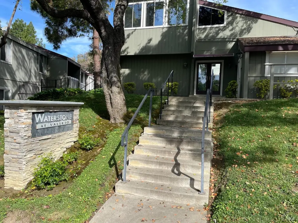 1333 N Camino Alto #130