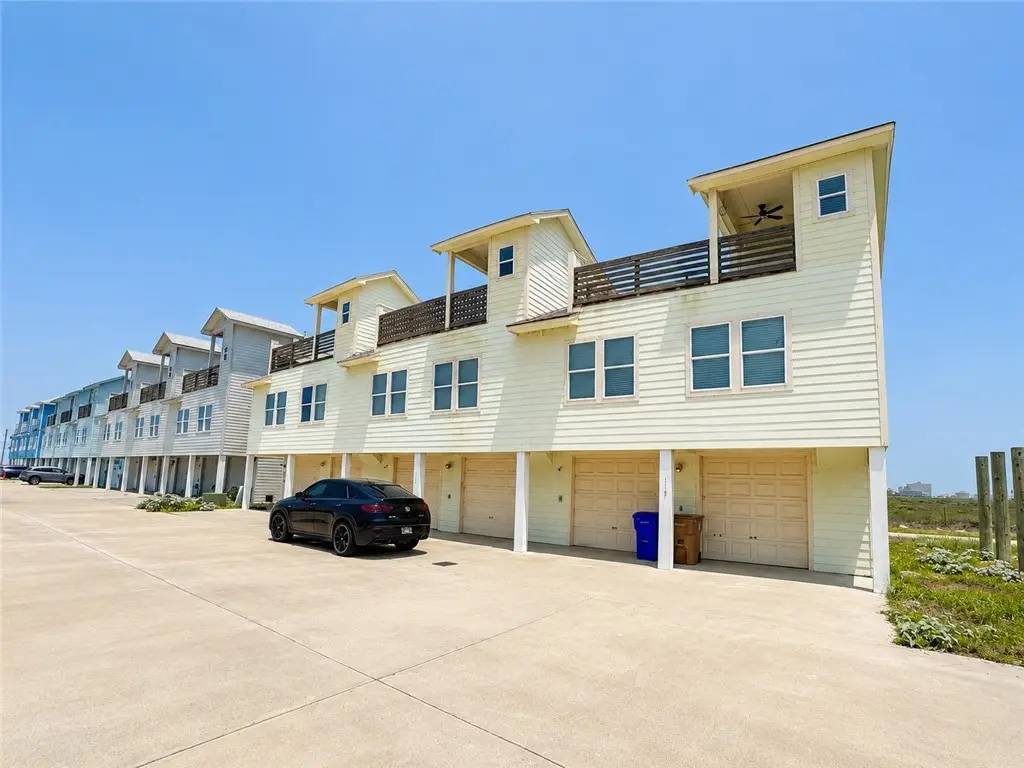 122 W Palm Beach Dr