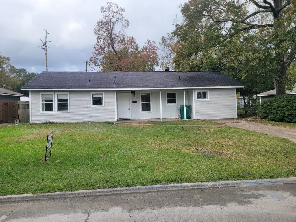 2325 Butler Dr