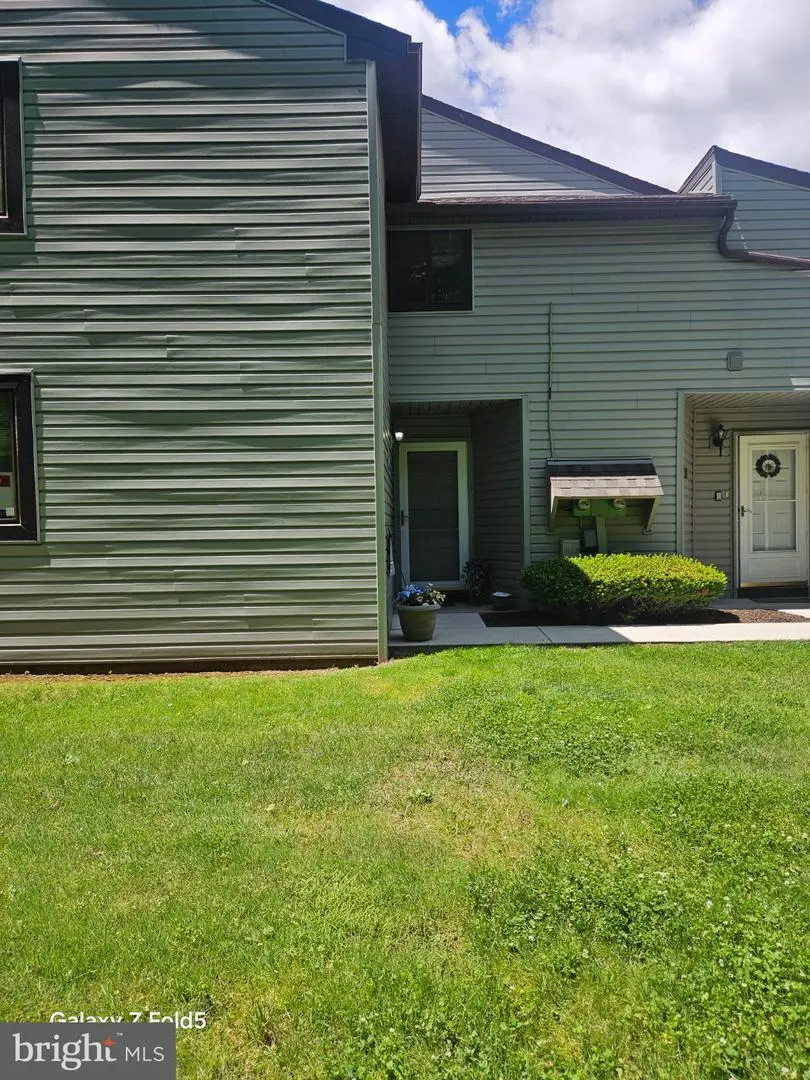 55-7 Holly Dr