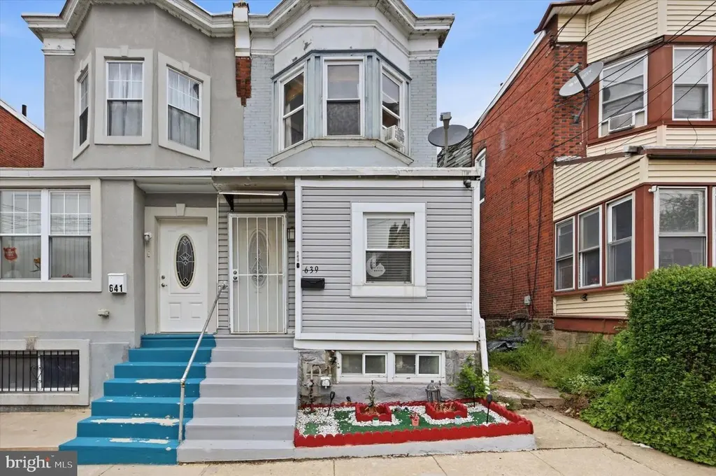 639 Columbia Ave